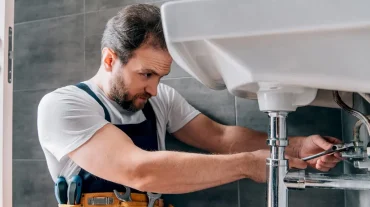 Plumbers Near Me in UAE
